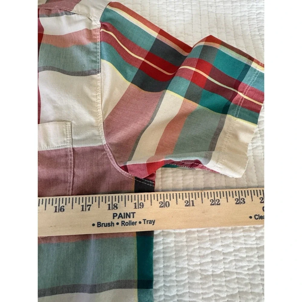 The North Face Mens Short Sleeve Plaid Button‎ Up Shirt Red Green Small
